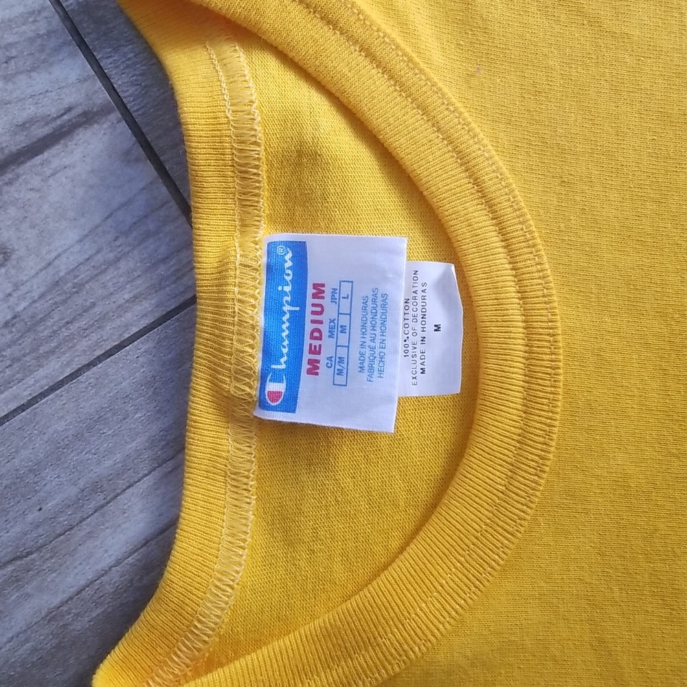 Champion T-Shirt - Picture 3 of 5